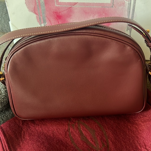 Must de Cartier leather crossbody bag with dustbag. Like new condition - Picture 3 of 9